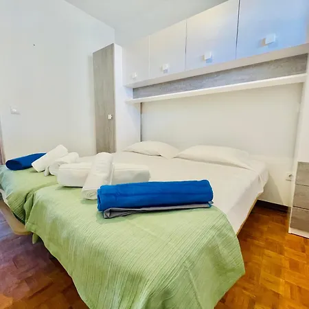Paraiso - Beachfront - Private Parking Апартаменты *