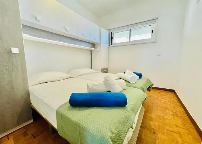 Paraiso - Beachfront - Private Parking *