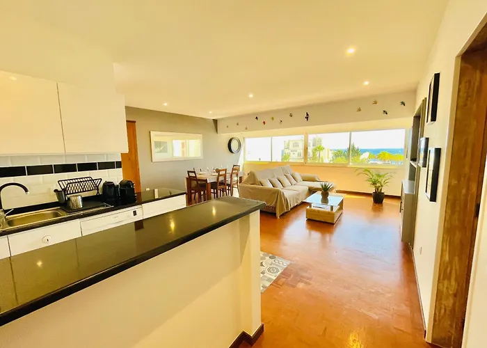 Paraiso - Beachfront - Private Parking *