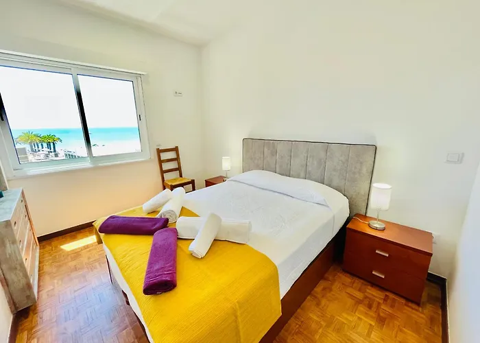 Apartamento Paraíso - Beachfront - Private Parking Portimão