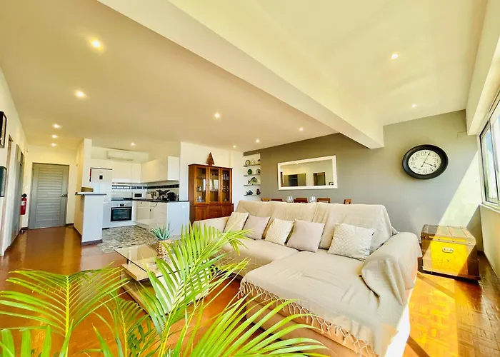 Paraíso - Beachfront - Private Parking Portimão